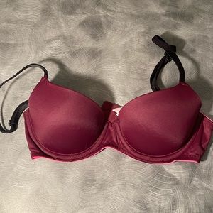 Maroon Victoria’s Secret bra